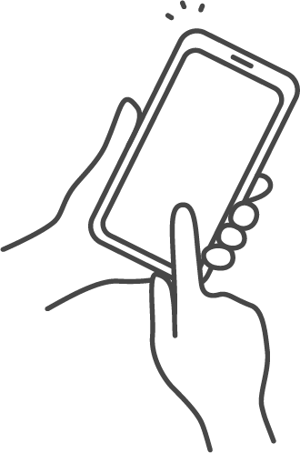 スマホを操作する手